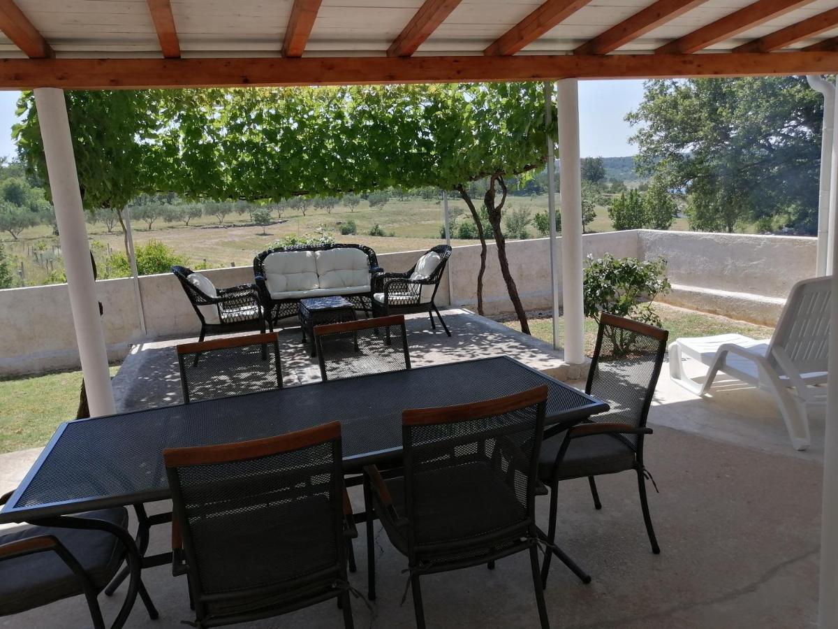 Holiday House Tunjarice Obrovac Exterior photo