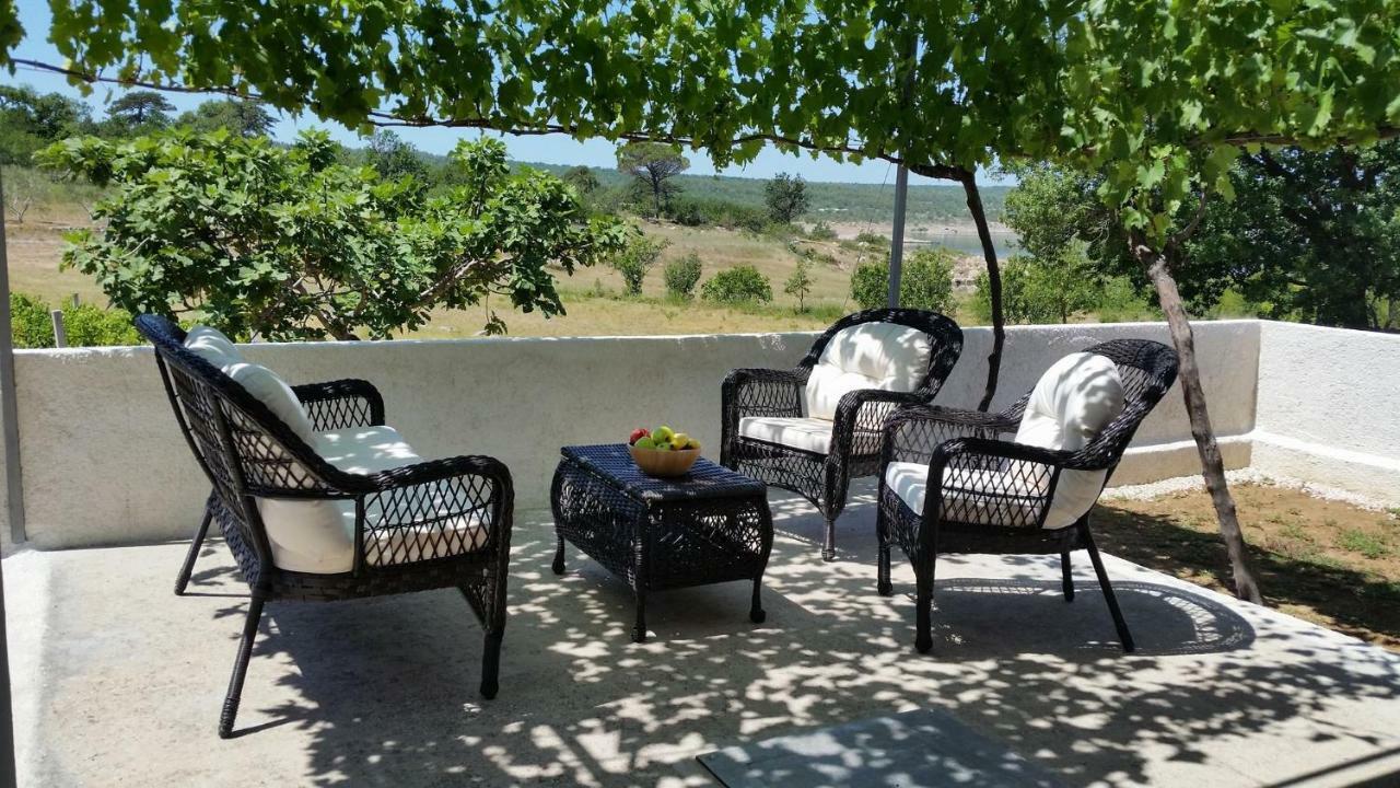 Holiday House Tunjarice Obrovac Exterior photo